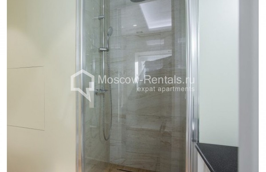 Photo #12 3-room (2 BR) apartment for <a href="http://moscow-rentals.ru/en/articles/long-term-rent" target="_blank">a long-term</a> rent
 in Russia, Moscow, 1st Krasnogvardeiskyi pr, 15