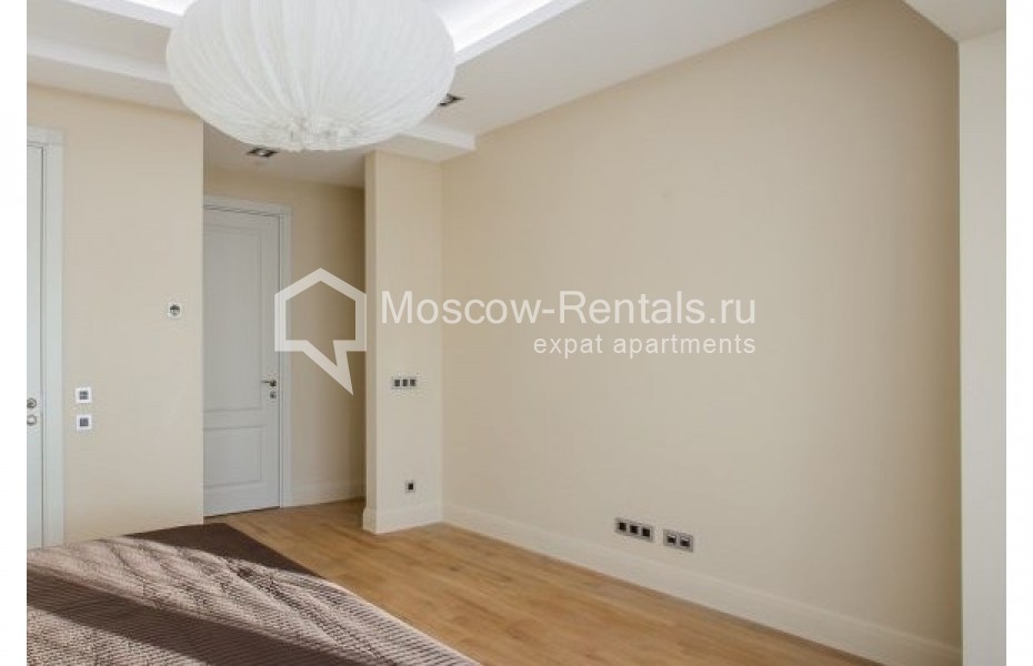 Photo #8 3-room (2 BR) apartment for <a href="http://moscow-rentals.ru/en/articles/long-term-rent" target="_blank">a long-term</a> rent
 in Russia, Moscow, 1st Krasnogvardeiskyi pr, 15