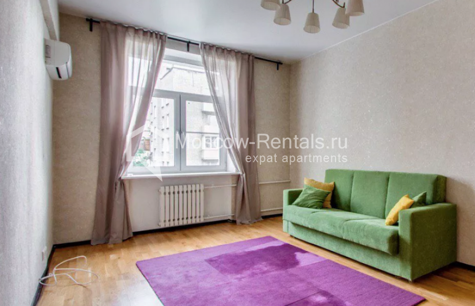 Photo #1 2-room (1 BR) apartment for <a href="http://moscow-rentals.ru/en/articles/long-term-rent" target="_blank">a long-term</a> rent
 in Russia, Moscow, Novopeschannaya str, 26
