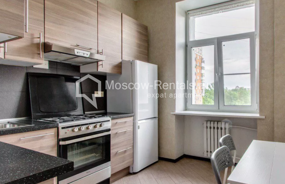 Photo #4 2-room (1 BR) apartment for <a href="http://moscow-rentals.ru/en/articles/long-term-rent" target="_blank">a long-term</a> rent
 in Russia, Moscow, Novopeschannaya str, 26