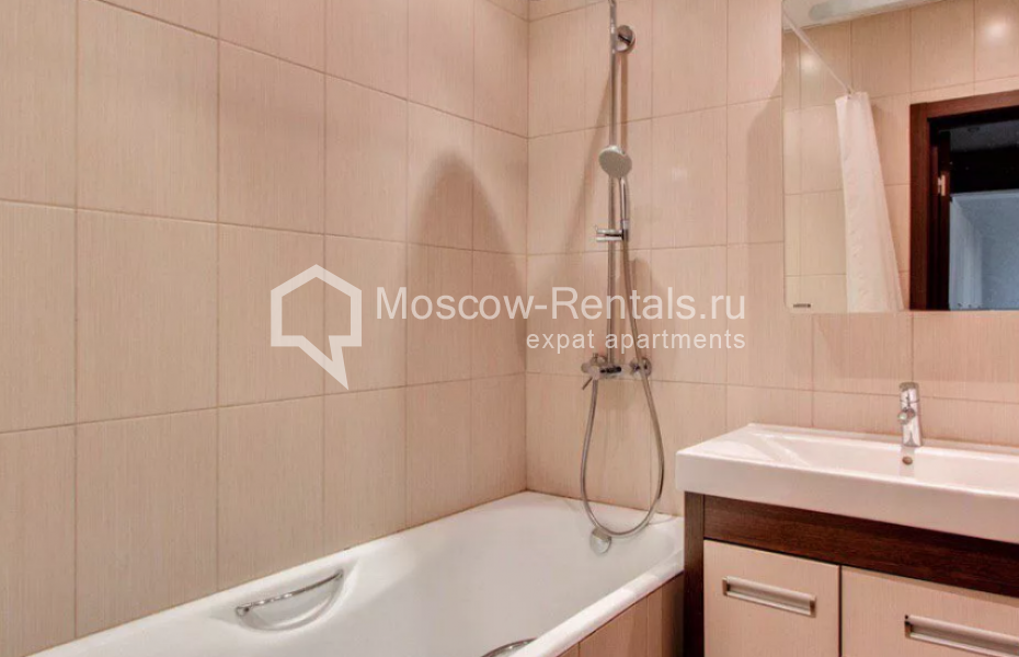 Photo #5 2-room (1 BR) apartment for <a href="http://moscow-rentals.ru/en/articles/long-term-rent" target="_blank">a long-term</a> rent
 in Russia, Moscow, Novopeschannaya str, 26
