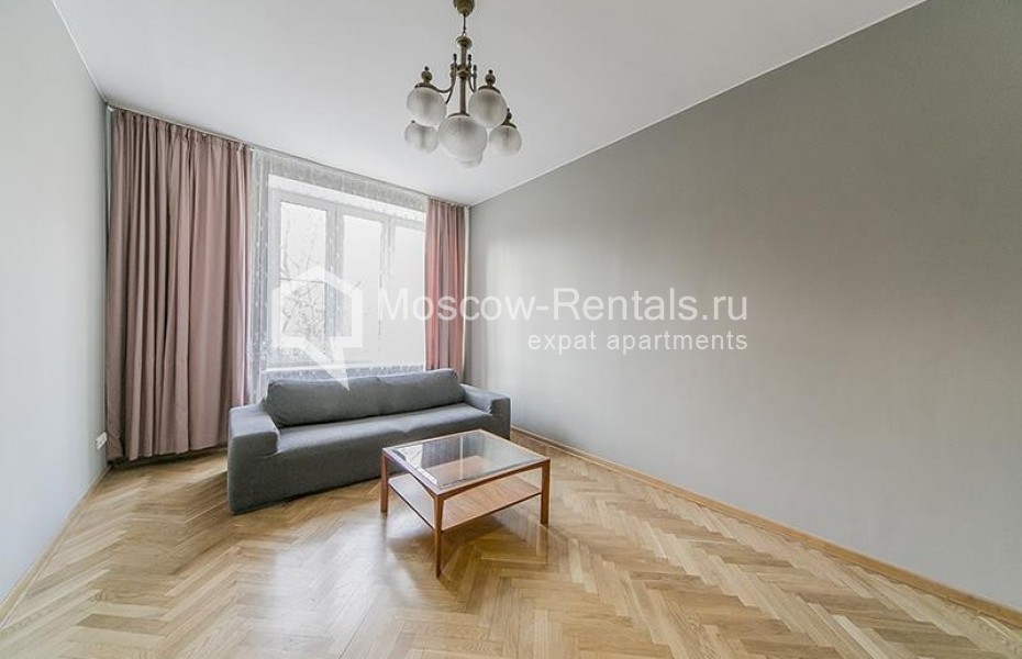 Photo #1 2-room (1 BR) apartment for <a href="http://moscow-rentals.ru/en/articles/long-term-rent" target="_blank">a long-term</a> rent
 in Russia, Moscow, Krasnoarmeiskaya str., 23
