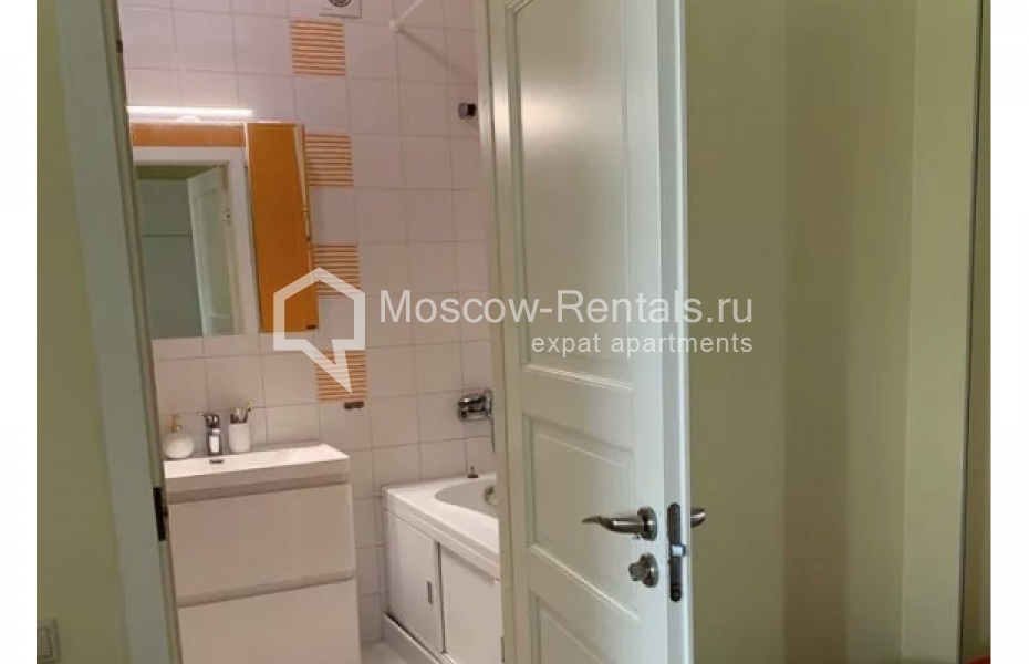 Photo #8 2-room (1 BR) apartment for <a href="http://moscow-rentals.ru/en/articles/long-term-rent" target="_blank">a long-term</a> rent
 in Russia, Moscow, pr Berezovoi roshchi, 12