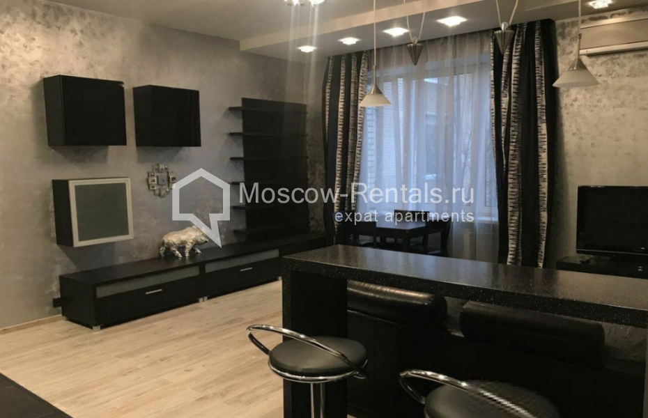 Photo #4 2-room (1 BR) apartment for <a href="http://moscow-rentals.ru/en/articles/long-term-rent" target="_blank">a long-term</a> rent
 in Russia, Moscow, Udaltsova str, 24