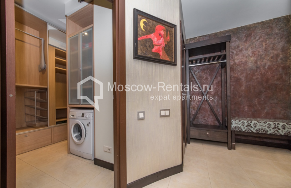 Photo #18 4-room (3 BR) apartment for <a href="http://moscow-rentals.ru/en/articles/long-term-rent" target="_blank">a long-term</a> rent
 in Russia, Moscow, Leninkyi propsp, 106К1