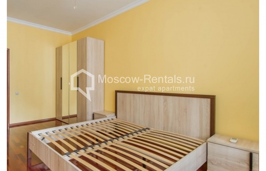Photo #7 4-room (3 BR) apartment for <a href="http://moscow-rentals.ru/en/articles/long-term-rent" target="_blank">a long-term</a> rent
 in Russia, Moscow, Udaltsova str, 27