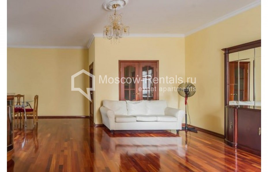 Photo #4 4-room (3 BR) apartment for <a href="http://moscow-rentals.ru/en/articles/long-term-rent" target="_blank">a long-term</a> rent
 in Russia, Moscow, Udaltsova str, 27