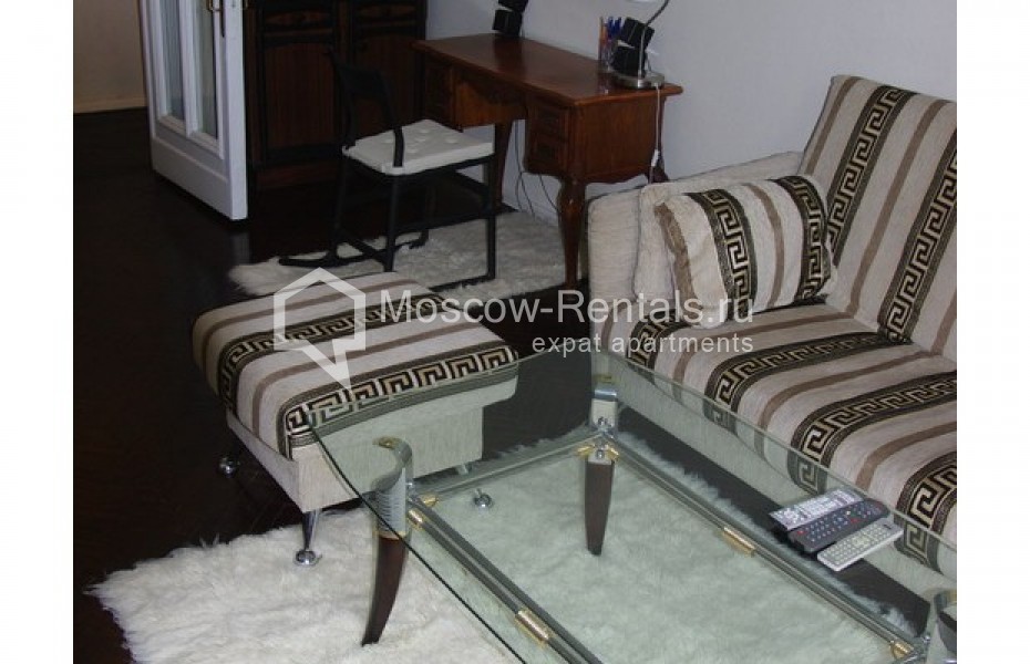 Photo #3 2-room (1 BR) apartment for <a href="http://moscow-rentals.ru/en/articles/long-term-rent" target="_blank">a long-term</a> rent
 in Russia, Moscow, Novinksyi blv, 18с1