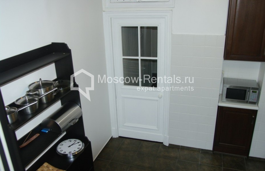 Photo #8 2-room (1 BR) apartment for <a href="http://moscow-rentals.ru/en/articles/long-term-rent" target="_blank">a long-term</a> rent
 in Russia, Moscow, Novinksyi blv, 18с1