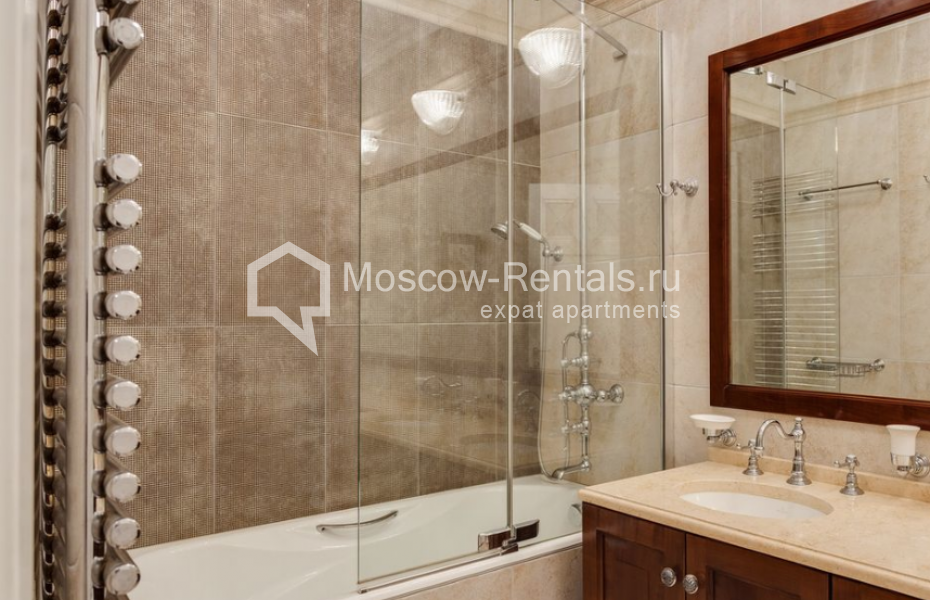 Photo #10 4-room (3 BR) apartment for <a href="http://moscow-rentals.ru/en/articles/long-term-rent" target="_blank">a long-term</a> rent
 in Russia, Moscow, Ruzheinyi lane, 3