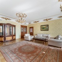 Photo #2 4-room (3 BR) apartment for <a href="http://moscow-rentals.ru/en/articles/long-term-rent" target="_blank">a long-term</a> rent
 in Russia, Moscow, Podsosenskyi lane, 3