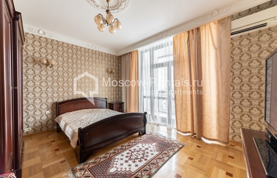 Photo #12 4-room (3 BR) apartment for <a href="http://moscow-rentals.ru/en/articles/long-term-rent" target="_blank">a long-term</a> rent
 in Russia, Moscow, Podsosenskyi lane, 3