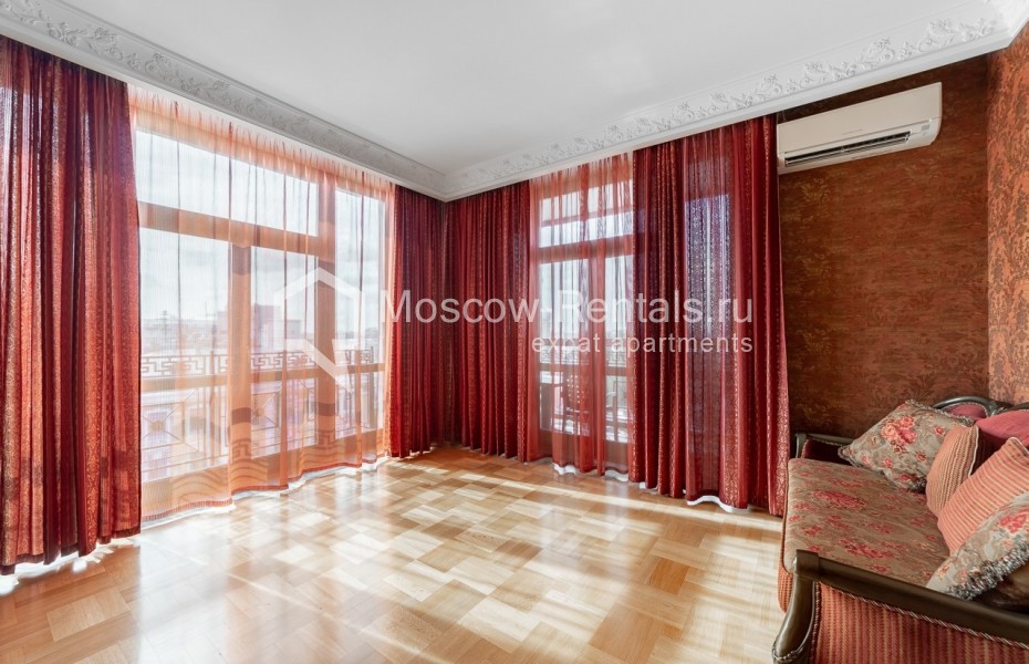 Photo #17 4-room (3 BR) apartment for <a href="http://moscow-rentals.ru/en/articles/long-term-rent" target="_blank">a long-term</a> rent
 in Russia, Moscow, Podsosenskyi lane, 3