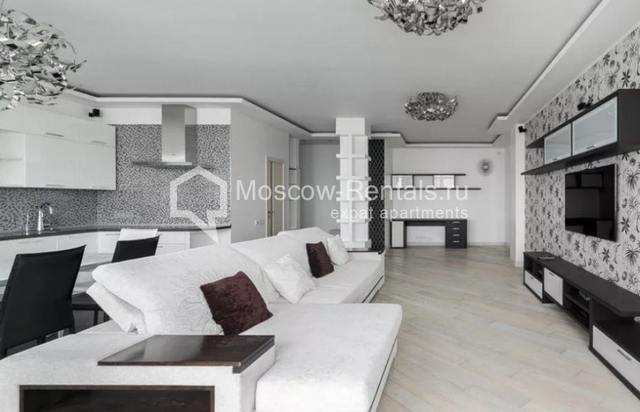 Photo #2 3-room (2 BR) apartment for <a href="http://moscow-rentals.ru/en/articles/long-term-rent" target="_blank">a long-term</a> rent
 in Russia, Moscow, Istrinskaya str, 8к3