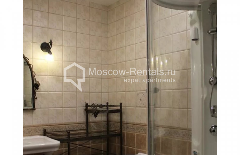 Photo #14 3-room (2 BR) apartment for <a href="http://moscow-rentals.ru/en/articles/long-term-rent" target="_blank">a long-term</a> rent
 in Russia, Moscow, Mozhaiskoe shosse,  2