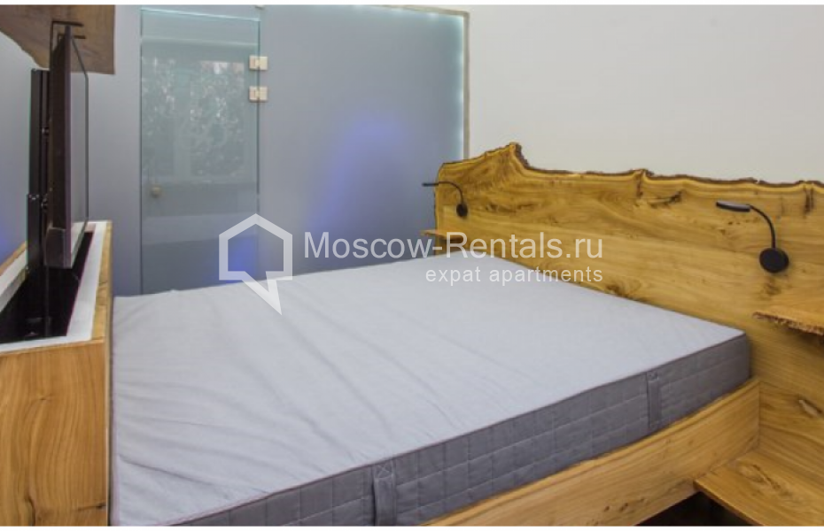 Photo #4 3-room (2 BR) apartment for <a href="http://moscow-rentals.ru/en/articles/long-term-rent" target="_blank">a long-term</a> rent
 in Russia, Moscow, Frunzenskaya emb, 32