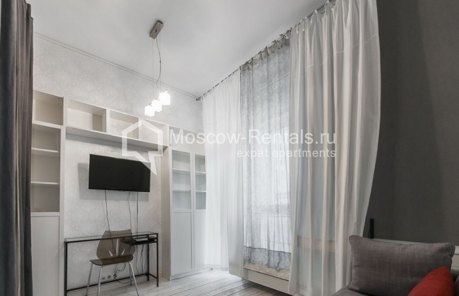 Photo #17 3-room (2 BR) apartment for <a href="http://moscow-rentals.ru/en/articles/long-term-rent" target="_blank">a long-term</a> rent
 in Russia, Moscow, Usacheva str, 2С3