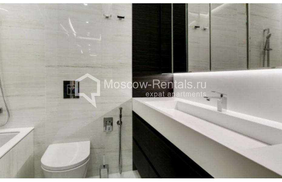 Photo #12 3-room (2 BR) apartment for <a href="http://moscow-rentals.ru/en/articles/long-term-rent" target="_blank">a long-term</a> rent
 in Russia, Moscow, Daev lane, 19