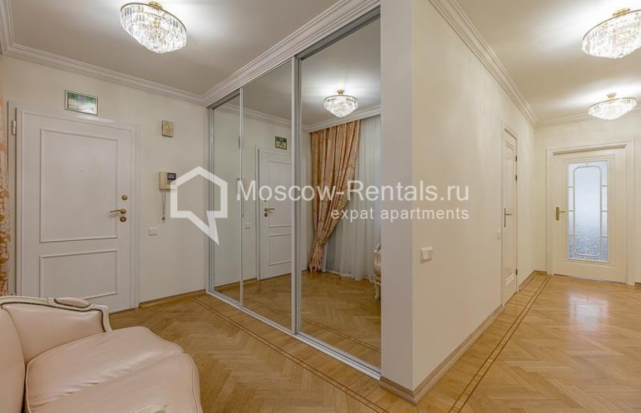 Photo #2 4-room (3 BR) apartment for <a href="http://moscow-rentals.ru/en/articles/long-term-rent" target="_blank">a long-term</a> rent
 in Russia, Moscow, Tsvetnoi blv, 16/1