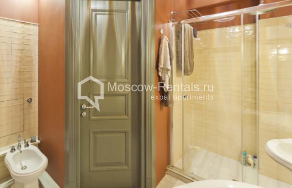 Photo #22 4-room (3 BR) apartment for <a href="http://moscow-rentals.ru/en/articles/long-term-rent" target="_blank">a long-term</a> rent
 in Russia, Moscow, Malyi Kozlovskyi lane, 8