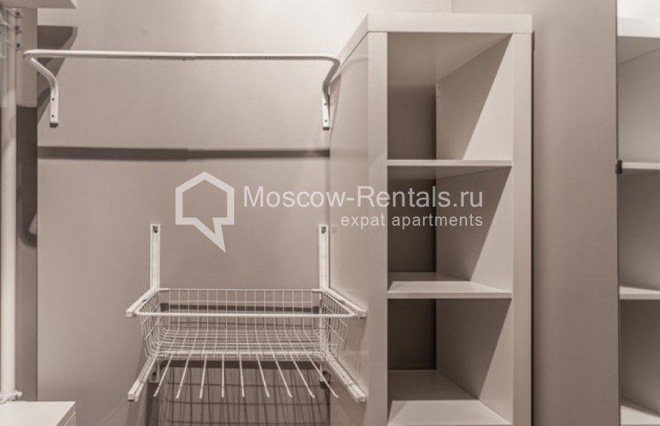 Photo #13 4-room (3 BR) apartment for <a href="http://moscow-rentals.ru/en/articles/long-term-rent" target="_blank">a long-term</a> rent
 in Russia, Moscow, Malyi Kozlovskyi lane, 8