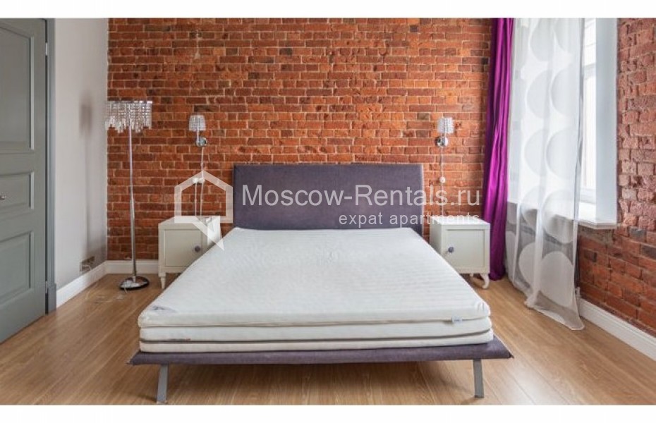 Photo #12 4-room (3 BR) apartment for <a href="http://moscow-rentals.ru/en/articles/long-term-rent" target="_blank">a long-term</a> rent
 in Russia, Moscow, Malyi Kozlovskyi lane, 8