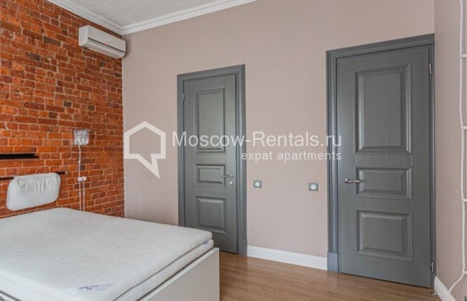 Photo #15 4-room (3 BR) apartment for <a href="http://moscow-rentals.ru/en/articles/long-term-rent" target="_blank">a long-term</a> rent
 in Russia, Moscow, Malyi Kozlovskyi lane, 8