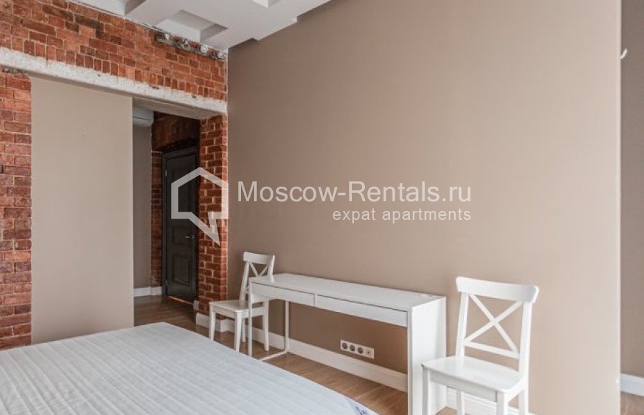 Photo #9 4-room (3 BR) apartment for <a href="http://moscow-rentals.ru/en/articles/long-term-rent" target="_blank">a long-term</a> rent
 in Russia, Moscow, Malyi Kozlovskyi lane, 8