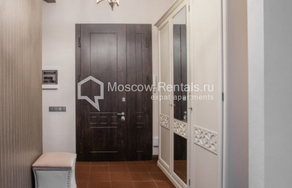 Photo #9 3-room (2 BR) apartment for <a href="http://moscow-rentals.ru/en/articles/long-term-rent" target="_blank">a long-term</a> rent
 in Russia, Moscow, Malaya Bronnaya str, 10С2