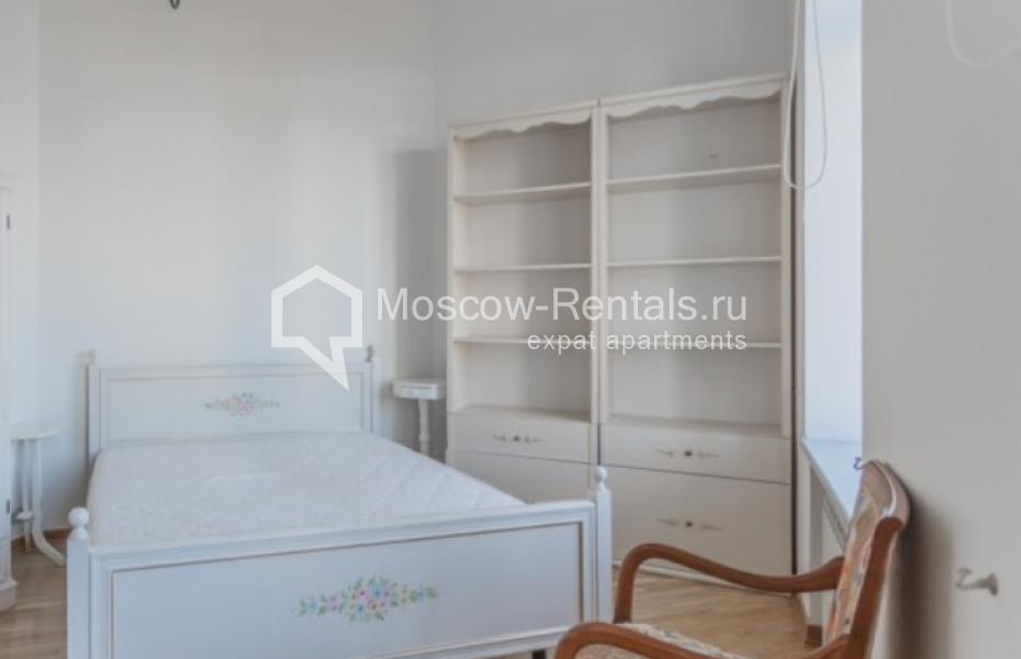 Photo #13 4-room (3 BR) apartment for <a href="http://moscow-rentals.ru/en/articles/long-term-rent" target="_blank">a long-term</a> rent
 in Russia, Moscow, Arkhangelskyi lane, 9