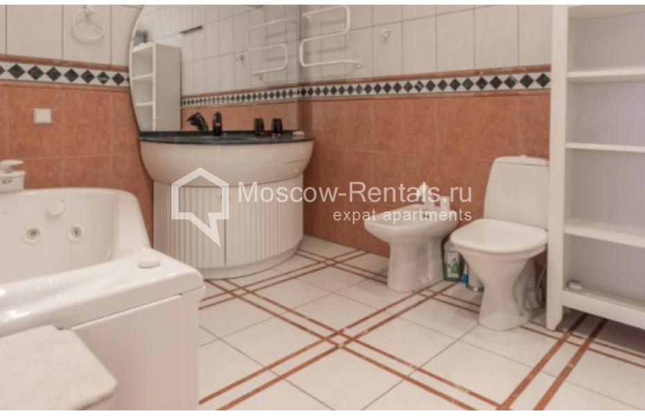 Photo #16 4-room (3 BR) apartment for <a href="http://moscow-rentals.ru/en/articles/long-term-rent" target="_blank">a long-term</a> rent
 in Russia, Moscow, Arkhangelskyi lane, 9