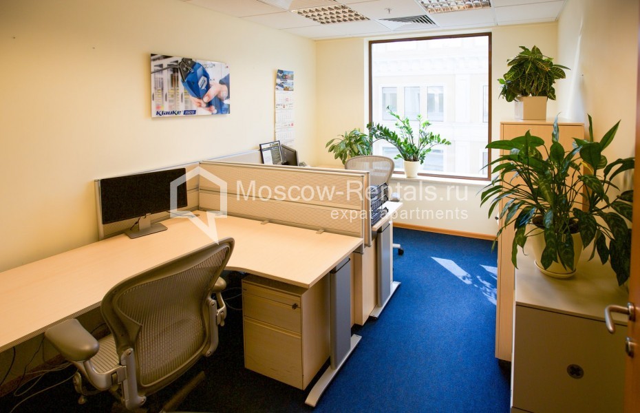 Photo #14 Office for <a href="http://moscow-rentals.ru/en/articles/long-term-rent" target="_blank">a long-term</a> rent
 in Russia, Moscow, Nikolskaya street, 10