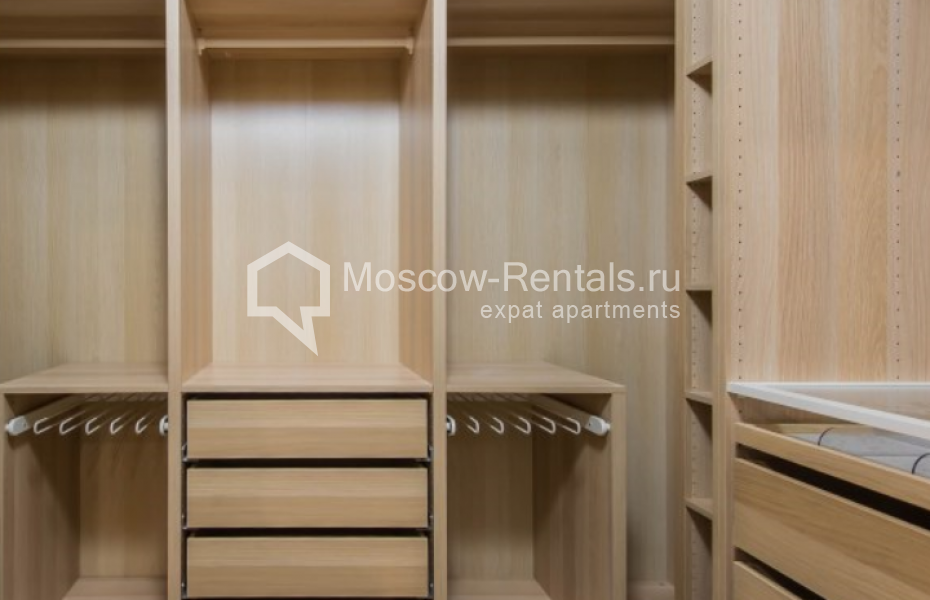 Photo #14 4-room (3 BR) apartment for <a href="http://moscow-rentals.ru/en/articles/long-term-rent" target="_blank">a long-term</a> rent
 in Russia, Moscow, Staroslobodskaya str, 3