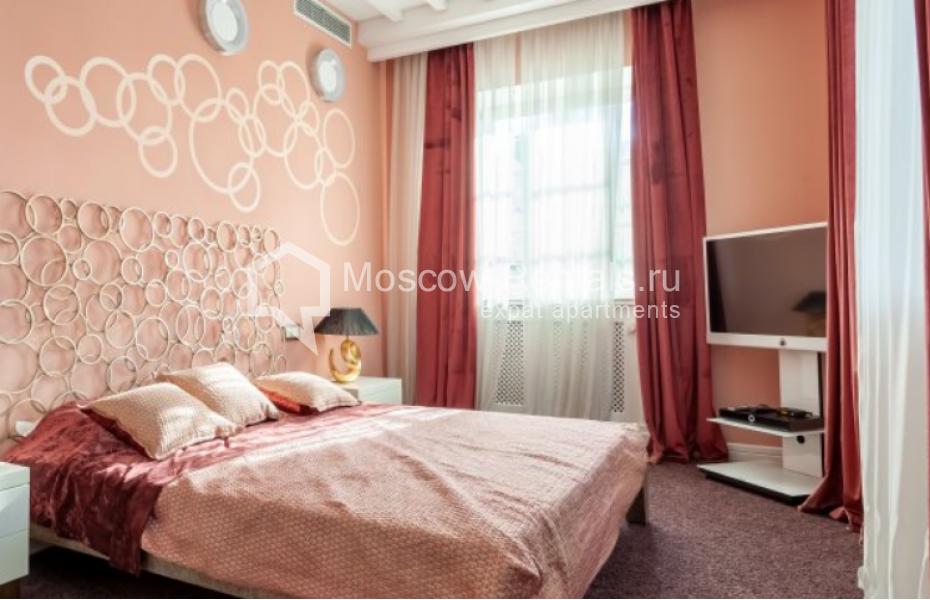 Photo #13 4-room (3 BR) apartment for <a href="http://moscow-rentals.ru/en/articles/long-term-rent" target="_blank">a long-term</a> rent
 in Russia, Moscow, Bolshoi Znamenskyi lane, 13С1