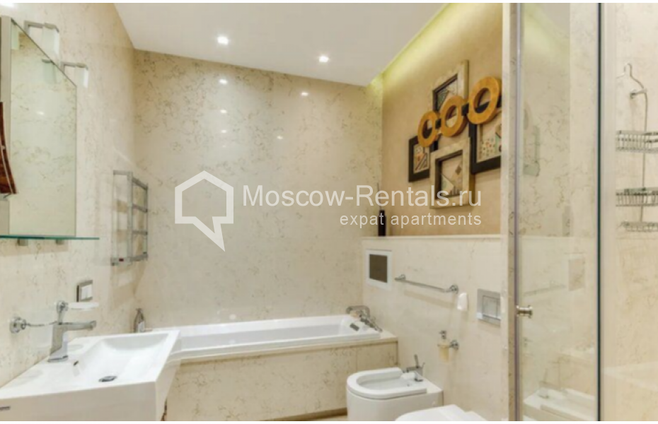 Photo #21 4-room (3 BR) apartment for <a href="http://moscow-rentals.ru/en/articles/long-term-rent" target="_blank">a long-term</a> rent
 in Russia, Moscow, Bolshoi Znamenskyi lane, 13С1