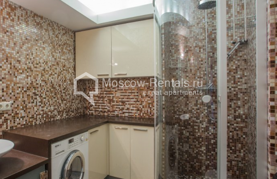 Photo #11 4-room (3 BR) apartment for <a href="http://moscow-rentals.ru/en/articles/long-term-rent" target="_blank">a long-term</a> rent
 in Russia, Moscow, Malyi Kozikhinsky lane, 14