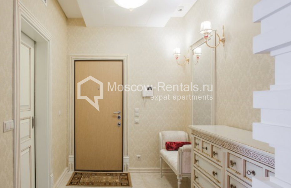 Photo #12 4-room (3 BR) apartment for <a href="http://moscow-rentals.ru/en/articles/long-term-rent" target="_blank">a long-term</a> rent
 in Russia, Moscow, Malyi Kozikhinsky lane, 14