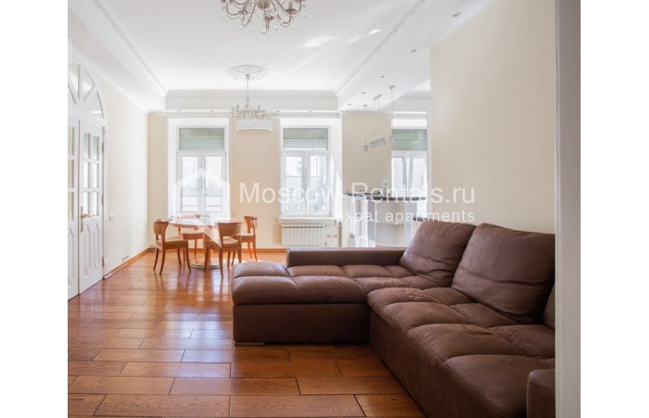 Photo #1 3-room (2 BR) apartment for <a href="http://moscow-rentals.ru/en/articles/long-term-rent" target="_blank">a long-term</a> rent
 in Russia, Moscow, Ordynka str, 5 / 6к2-3