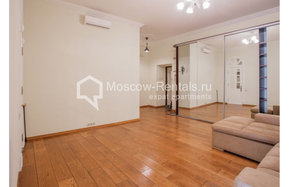 Photo #13 3-room (2 BR) apartment for <a href="http://moscow-rentals.ru/en/articles/long-term-rent" target="_blank">a long-term</a> rent
 in Russia, Moscow, Ordynka str, 5 / 6к2-3