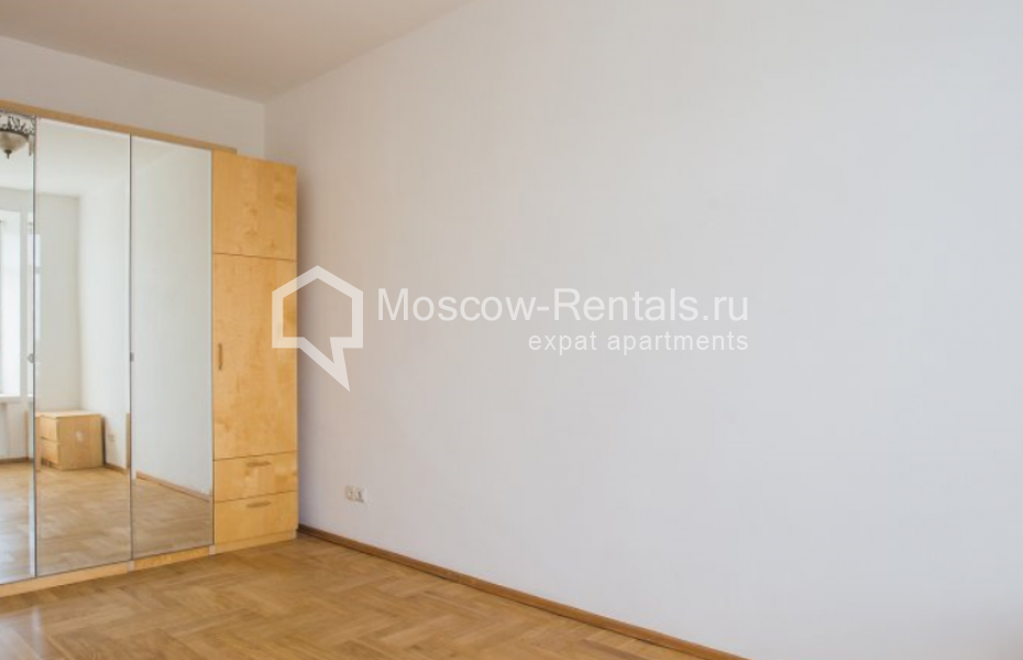 Photo #8 3-room (2 BR) apartment for <a href="http://moscow-rentals.ru/en/articles/long-term-rent" target="_blank">a long-term</a> rent
 in Russia, Moscow, Golikovskyi lane, 13