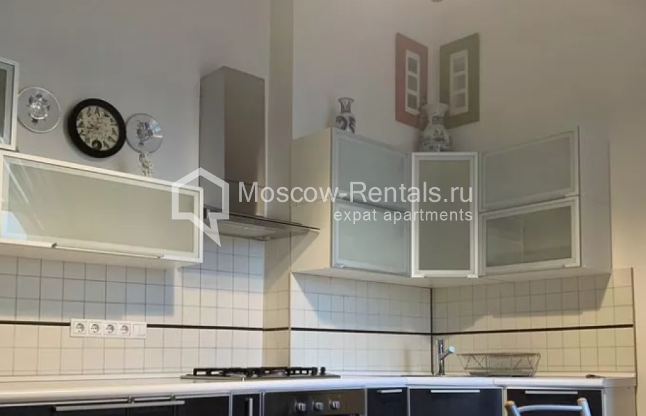 Photo #7 3-room (2 BR) apartment for <a href="http://moscow-rentals.ru/en/articles/long-term-rent" target="_blank">a long-term</a> rent
 in Russia, Moscow, Sadovaya-Chernogryazskaya str, 3БС1