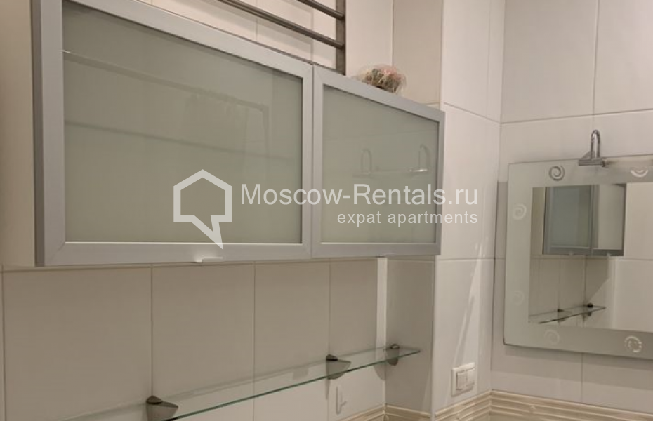 Photo #10 3-room (2 BR) apartment for <a href="http://moscow-rentals.ru/en/articles/long-term-rent" target="_blank">a long-term</a> rent
 in Russia, Moscow, Sadovaya-Chernogryazskaya str, 3БС1