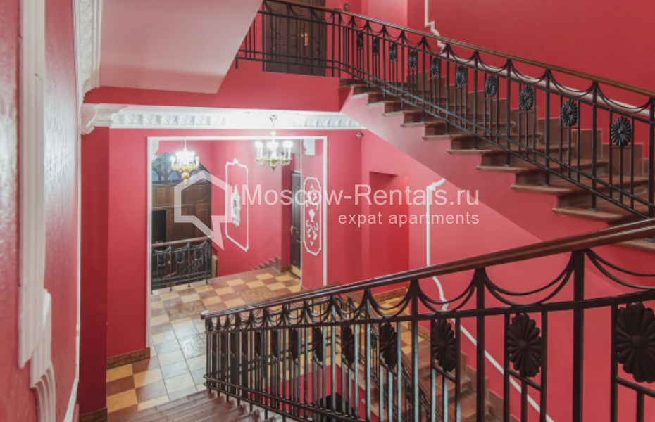Photo #12 3-room (2 BR) apartment for <a href="http://moscow-rentals.ru/en/articles/long-term-rent" target="_blank">a long-term</a> rent
 in Russia, Moscow, Brusov lane, 2/14С2