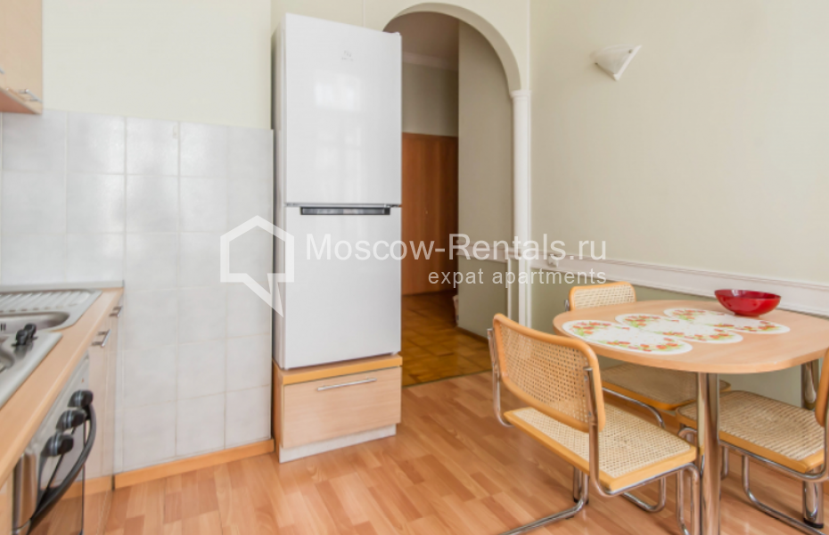 Photo #6 3-room (2 BR) apartment for <a href="http://moscow-rentals.ru/en/articles/long-term-rent" target="_blank">a long-term</a> rent
 in Russia, Moscow, Brusov lane, 2/14С2