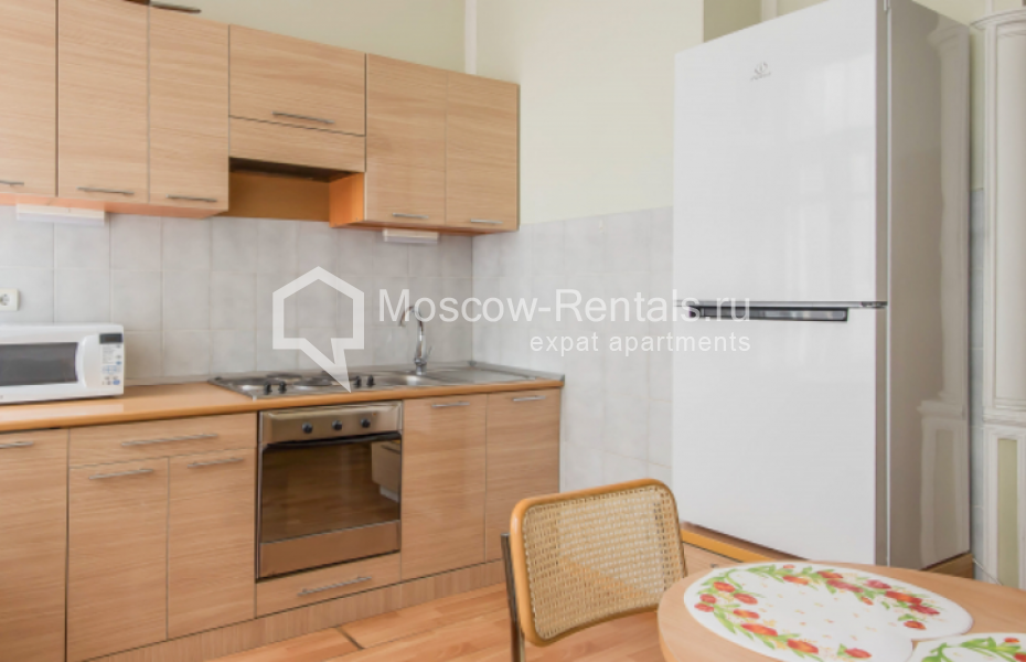 Photo #5 3-room (2 BR) apartment for <a href="http://moscow-rentals.ru/en/articles/long-term-rent" target="_blank">a long-term</a> rent
 in Russia, Moscow, Brusov lane, 2/14С2