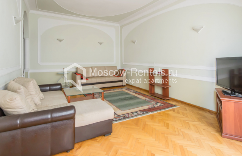 Photo #3 3-room (2 BR) apartment for <a href="http://moscow-rentals.ru/en/articles/long-term-rent" target="_blank">a long-term</a> rent
 in Russia, Moscow, Brusov lane, 2/14С2