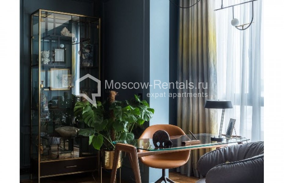 Photo #8 3-room (2 BR) apartment for <a href="http://moscow-rentals.ru/en/articles/long-term-rent" target="_blank">a long-term</a> rent
 in Russia, Moscow, Malaya Pirogovskaya str, 8