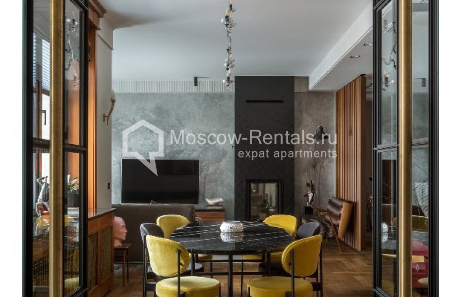 Photo #9 3-room (2 BR) apartment for <a href="http://moscow-rentals.ru/en/articles/long-term-rent" target="_blank">a long-term</a> rent
 in Russia, Moscow, Malaya Pirogovskaya str, 8