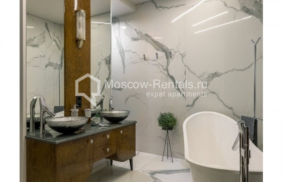 Photo #22 3-room (2 BR) apartment for <a href="http://moscow-rentals.ru/en/articles/long-term-rent" target="_blank">a long-term</a> rent
 in Russia, Moscow, Malaya Pirogovskaya str, 8