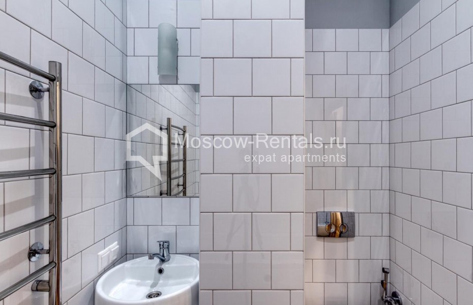 Photo #15 3-room (2 BR) apartment for <a href="http://moscow-rentals.ru/en/articles/long-term-rent" target="_blank">a long-term</a> rent
 in Russia, Moscow, Efremova str, 10к1